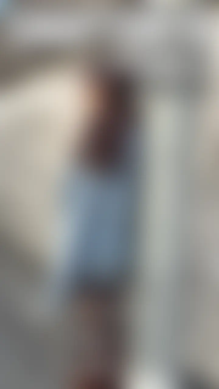 #334【HINA 23歳】
今回ストリートスナップに協力してくれたのは、ブラウンを差し色にしたコーデがオシャレなHINAちゃん😎
パープルの下着がお似合いです😆
可愛いお顔でスタイル抜群🥰
※動画、写真の無断転載は著作権侵害となり、10年以下の懲役又は1000万円以下の罰金が課せられます。
発見次第、法的措置を取らせていただきます。 (2/2)