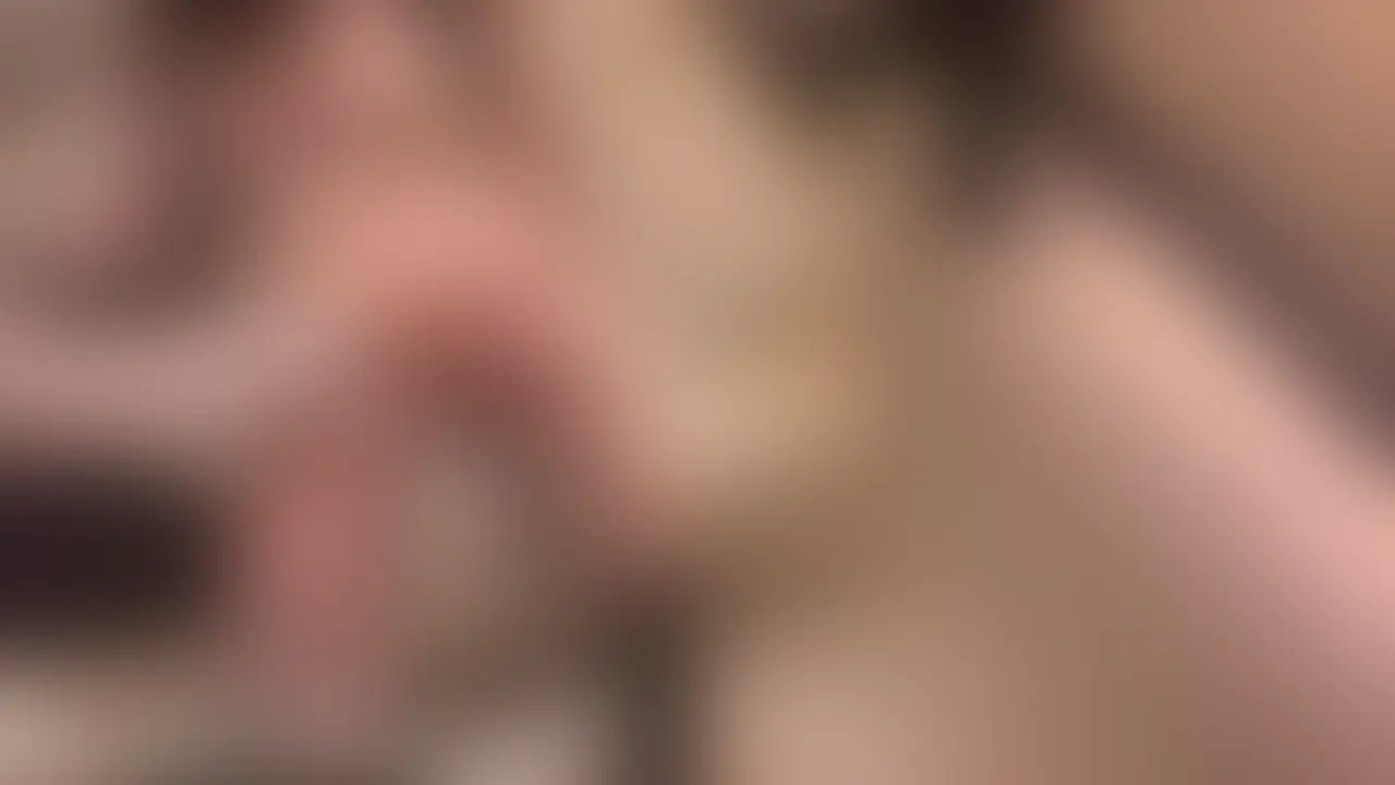 Xでも紹介した中イキ未経験のGカップ色白美肌なJDちゃんをやりたい放題ガン突きして何度も痙攣イキさせちゃう動画の前編です♡♡♡
巨乳を揺らしながらイキまくる姿がドエロいです♡♡♡ (2/2)