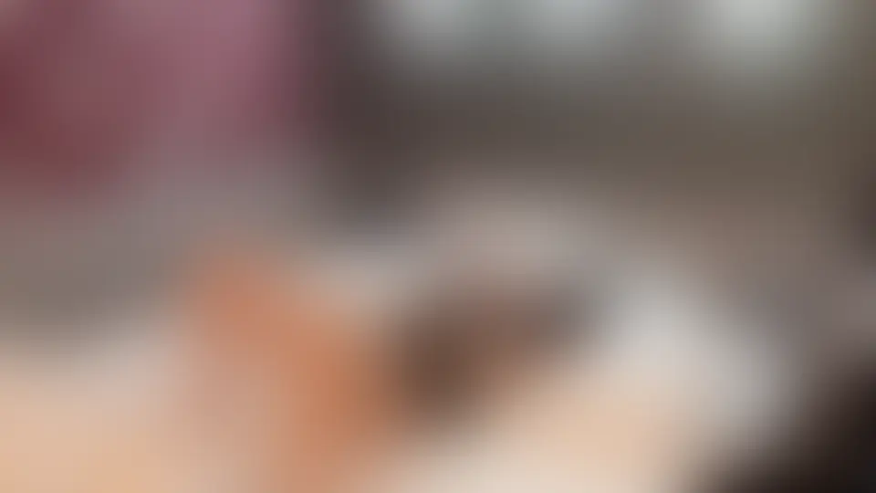 【個人撮影】不倫を楽しむドエロ人妻にバイブでイカせまくって最後は口内射精ごっくんでザーメンプレゼント!
冒頭下着の中にバイブをセットして勝手にイキまくります。
目隠し、手枷、バイブの3点セットでよろこびまくりの人妻教師・・・
それからフェラ中にバイブでイキまくるケツがエロ過ぎます。ぜひお楽しみください♩
この動画に演技やヤラセは一切ありません。
普段は清楚で真面目な素人人妻の本気イキSEXぜひお楽しみください!
なお都内の教員をしていますので本動画はモザイクをかけてあります。ご了承ください。
その代わり演技一切ナシのリアルなイキっぷりをお約束します。
※本気でガチ素人のリアルセックスをお楽しみになりたい方だけ、ご購入をお願いします。
今後もガチ素人のSEX動画を投稿していきますのでぜひフォローをお願いします。
なお本作品は著作権法により保護されています。購入者本人のみが視聴可能であり、
第三者への譲渡、貸与、上映、インターネット上での公開、SNSや動画共有サイトへの
アップロード、複製、改変、再配布などの行為を一切禁止いたします。
本作品の内容をスクリーンショット、録画、録音などの方法で複製し、
他者に共有することも禁止されています。これらの行為は著作権侵害に該当し、
発見された場合には、利用停止措置、損害賠償請求、法的手続きなどの対象となります。
購入者は本作品を個人的な視聴目的に限り利用でき、商業的利用や営利目的での使用は
固く禁じられています。違反が確認された場合、販売者は権利を守るために
必要な法的措置を取ります。
JAVAmateurs All Rights Reserved. (2/2)