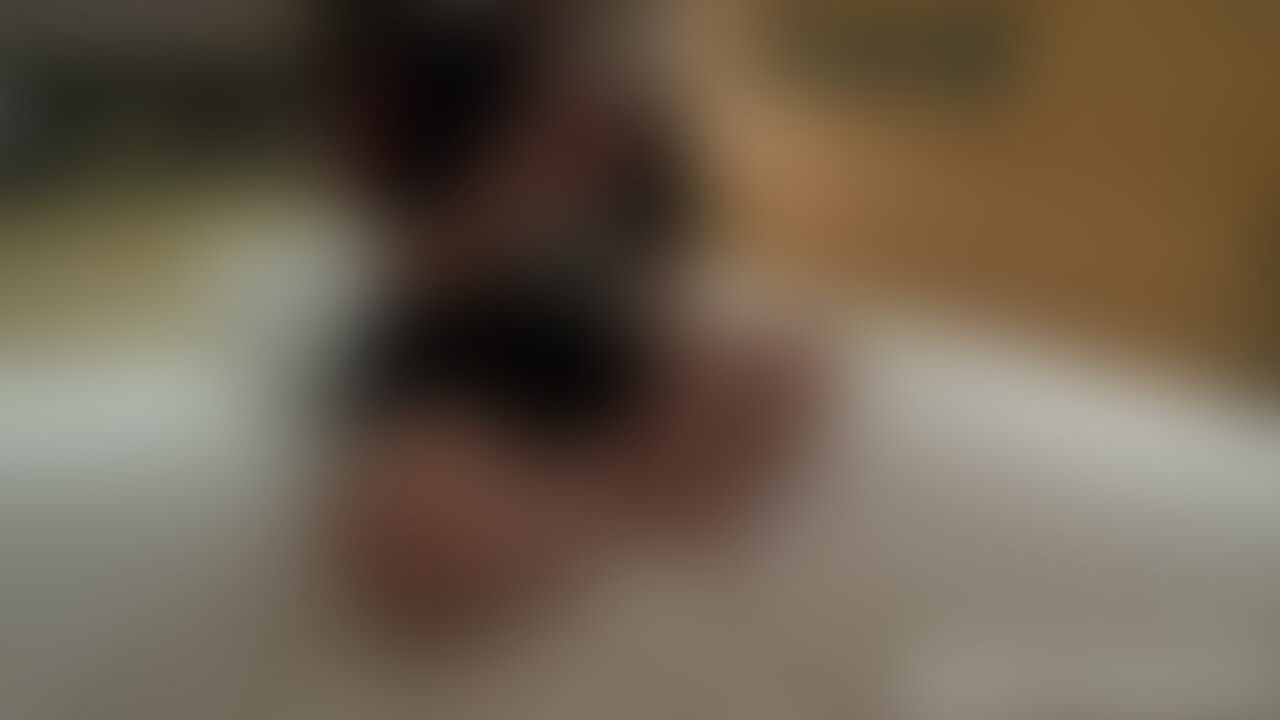 2023第一弾!
Tiktokの投稿でご要望の多かったスポーツ系のユニフォームを着た女子のハメ撮りです!
動画の続きを見たいとの声が多かったので、別日にお願いして、モザイクと声を変えるのだったいいよとOK👌を貰い、ハメ撮りを撮らしてもらいました♡
いったい何系の部活なのかと疑問の声もありましたが全て赤裸々に、というかなんでも答えてくれて少し心配になるぐらいです😂
特定はやめてくださいね❌
せっかくだから服を着たままの着衣セックスで臨場感のあるような動画を撮ったのでお楽しみに✨
❤️いいね、コメント、チップがたくさんあると編集の撮影の糧になります!
↪️動画の撮影、掲載の承諾を得て掲載しております。
動画の不正利用は固く禁止しています。 (2/2)