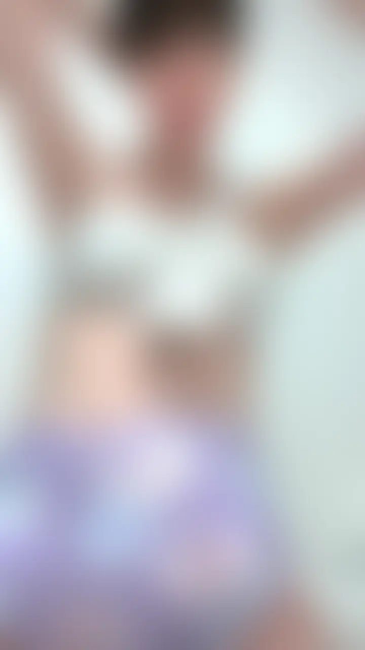 欲求爆発ディルド💦💦水着のひもとれちゃった💕
騎乗位おなにーの練習💕つきあって🥰
今日はひもがほどけちゃう水着👙♡
骨抜きしちゃう👅💋
騎乗位練習につきあってくださいね❤️❤️❤️
バレエやってるから💕
アソコの中はキツキツ💕🥰
最後はバックでぱんぱん💕💕💕
昇天しちゃいました❤️
次の動画もおたのしみに❤️❤️❤️❤️❤️ (2/2)