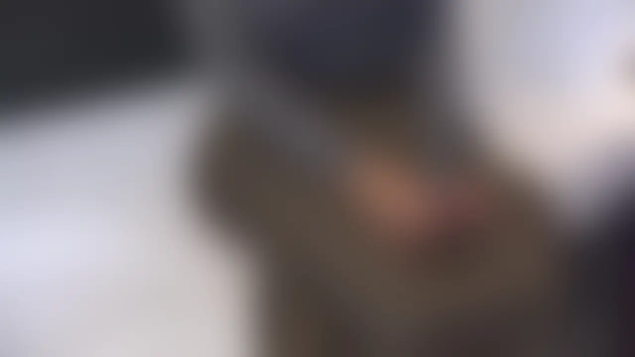 地味メガネで経験人数は好きないですが性に興味ありな女性ですが…
お世辞抜きに脱いだら世界一の爆乳です。
若さ、形、ハリ、乳首の色、全ておいて完璧です、王族でもこの女性の乳房なら10憶は出してでもSEXしたいと思う見事な肉体です (2/2)