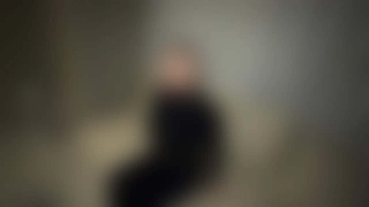Kカップ裏垢女子ちゃんと仕事終わりに会って中出しセックスしちゃいました

※この動画は某裏垢女子ちゃんの動画なので売れるたびに値上げしていきます

○動画概要
某Kカップ裏垢女子ちゃんと前からdmする仲で、女の子が仕事終わりで僕が飲み会終わりでいつものようにやり取りしていたら、まさかの近くにいることが発覚。
勢いのまま会って流れるようにセックス。
感度高くてイキまくりでオホ声がすごくてえろかった、、、
中出しは普段しないって言っていたけど、特別にいいよと言われたので遠慮なく大量射精。
また会おうねって言って解散しました。 (2/2)
