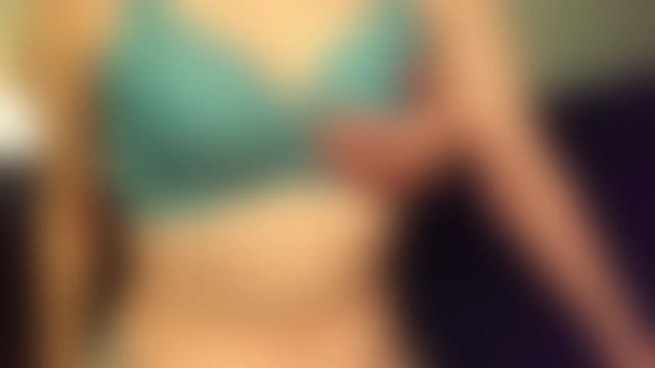 中が感じないから気持ちよくしてほしいと依頼があったので快く引き受けました。大好きなムチムチボディで抱き心地良すぎて幸せだった。
最終的に中をいっぱい突いたら感じまくりのお姉さんでした。 (2/2)