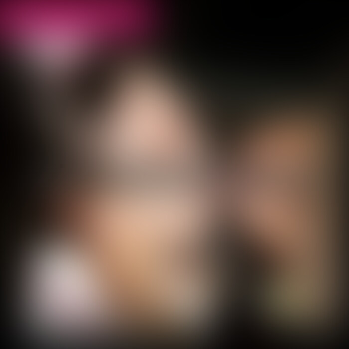 痴女ナースの連続寸止めノーハンドフェラ💖完全版‼️最後は大量顔射されちゃいました💦
47分ずーっとフェラ映像だよ👅 (2/2)