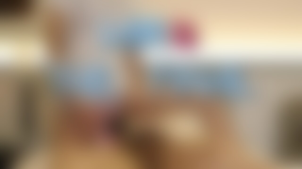 M男vsMOCOちゃんのおなら顔騎対決(?)も
そろそろ決着の時が来ました!
イキそうなのを必死で堪えるM男
対して怒涛のおならラッシュで対抗するMOCOちゃん
是非この戦いから目を離すな!
次回のお相手は貴方かもしれません・・・ (2/2)