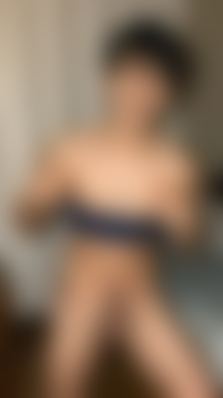 【陽キャイケメンパンツ姿と勃起姿2枚】陽キャイケメンくん○○○わせてもっこりパンツ脱がせてちんこ丸出しにしました🔞 sample 2