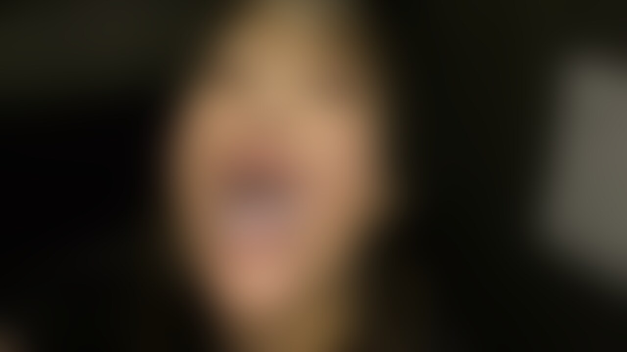 尺八○○○4。
おもむろに汁男パンツを下げフェラを始める尺八○○○。
じゅるじゅると音をたて、まるで蕎麦をすする様な豪快なフェラ音。
汁男の笛がなくなってしまいそうな程の吸引力のフェラ。
それはまるでダイソンの様な変わらない吸引力。
こんな尺八をされたら誰でもたまらず発射してしまう。
発射までの時間は9分41秒。 (2/2)