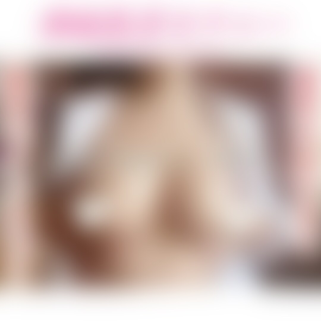 おっぱい責め♡

右の「いいね❤️」を押してから見て頂けると嬉しいです

こんばんは、まゆみです🩺
ふとした時におっぱいを触っちゃうことがあるんです…
これってわたしだけですかね？
1人でシてなかった期間が長いとつい…

今回はなかなか1人でする時間がなく、ムラムラしていました♡

なんだか乳首を弄りたい気分だったので、たくさん触ったりおもちゃを使ったりしましたよ💕
特にこのピンクのおもちゃがすごくて…

まゆみのGカップで一緒に気持ちよくなりましょうね♡

#172 

本編：11分23秒 (2/2)