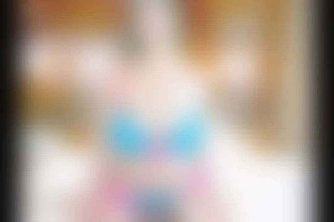 感動レベル
天然Kcupモデルとの撮影🎥
騎乗位クンニ (2/2)