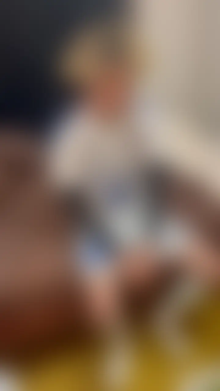 大学三年生のサッカー部の先輩がオナニー！？大量射精 sample 1