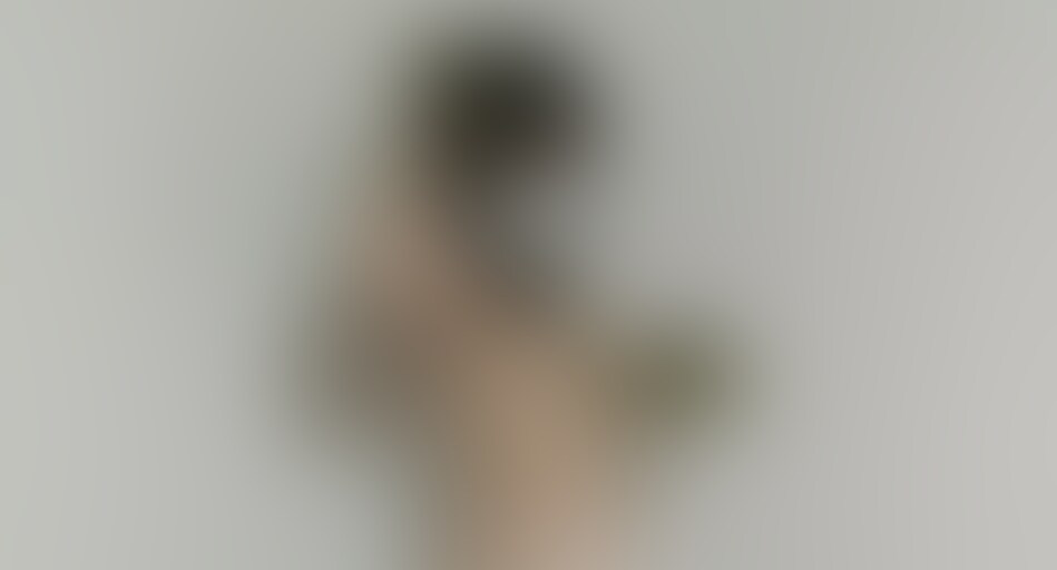 ⚠️【豪華VIP見放題∞】に含まれています。
マスクをして、脱ぎながらオイルを塗っていきます。 (2/2)