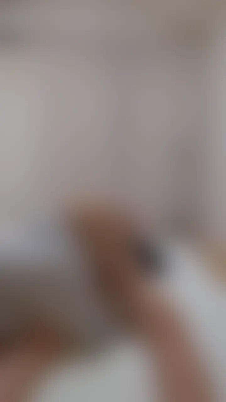 💞パーカー女子の無防備スタイル💞
主観アングルでアナル丸見え❤
奥まで突かれるたびに甘い声が止まらない…🍑💦
素朴な可愛さとエロさが同居する、たまらない一作😍🔥 (2/2)