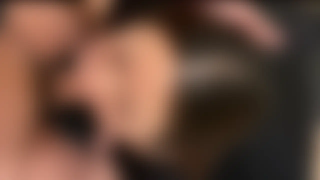 学校の先生とえっちな授業を教えてもらいました
普段は生徒のみんなには真面目な先生ですが、二人きりになるとえっちな状態に
素人同士なので素人好きにはたまらない作品です!
ぜひみてほしいです! (2/2)