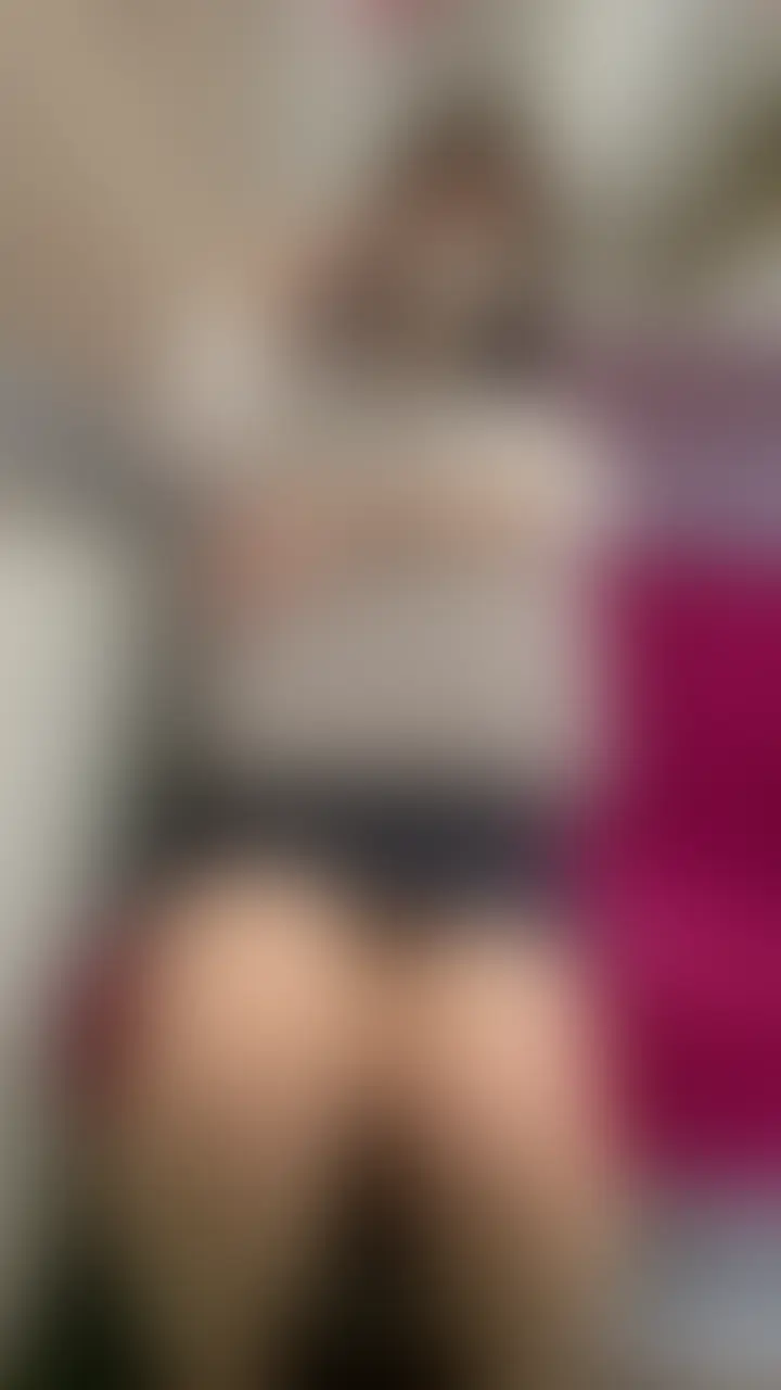 皆様、こんばんは！！
ミニスカ大好きミニスカハンターです。
さてさて、久しぶりの企画ですね！！
大人気の激カワ美人OLさんをまたまた撮影して来ました！！
OL撮影日記第5弾となっております！！

激カワ美人OLさんの動画は、、、
https://www.pcolle.com/product/detail/?product_id=199005639e81a083924
https://www.pcolle.com/product/detail/?product_id=20163463c9423dd1a12
https://www.pcolle.com/product/detail/?product_id=207295642efdde15436
https://www.pcolle.com/product/detail/?product_id=210052645ef19c5da90
https://www.pcolle.com/product/detail/?product_id=219993650e421adce8f
https://www.pcolle.com/product/detail/?product_id=20790264396df029c69
https://www.pcolle.com/product/detail/?product_id=24046966934c1c8fe37
https://www.pcolle.com/product/detail/?product_id=24215966ba30357fdae


最近は、JD撮影日記が多めですが、
撮影日記やOL撮影日記は、これからも並行して撮影していきますので、作品を楽しみにして頂いている方は気長に待って頂けたら幸いです！
これからも新規のモデルさんは勿論、
既存のモデルさんも合わせて撮影していきますので、
末長く宜しくお願い致します。

さてさて今回の内容は、
00：00〜
対面座席から撮影スタート
02：00〜
足開きパンチラ
04：00〜
片足上げパンチラ
08：00〜
M字開脚パンチラ
10：00〜
真横パンチラ
12：00〜
対角線パンチラ
16：00〜
座席変わり、対面パンチラ
19：00〜
立ちパンチラ
21：00〜
後ろ向きパンチラ

如何でしょうか？
OL撮影日記は、毎回好評なので、
ぜひこの機会にチェックしてみてくださいね！
それではまた次回の動画でお会いいたしましょう♪
■動画時間… 29：17
■FHD…　MP4　1920×1080

・当作品のモデルについては身分証にて18歳以上の年齢確認をしております。
・当作品に登場する人物はモデルであり、同意の上で撮影を行っています。
・当作品は説明文を含め、撮影風のシチュエーションを楽しんでいただく為の文章です。
・当サイト利用規約に基づいた内容です。
・完全オリジナル商品の為、第三者への送信、販売等の二次使用は一切禁止致します。
・フィクションであり登場人物、撮影場所に関しては一切関係ございません。
・本作品に犯罪行為、及び犯罪行為に関与する事象は一切ございません。
・本作品は国内法、国外法に遵守し違法行為は御座いません。
・本映像の二次使用、譲渡、転載、転売等は一切禁止いたします。
・著作権侵害の不法行為により被った損害は、顧問弁護士を通じ適切な対応をいたします。 (2/2)