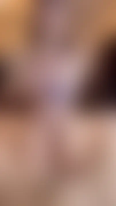 笑顔が可愛すぎる美女の手コキが超絶すぎて気持ちよくなっちゃった sample 1
