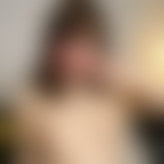 ももこさん25才。男の子を1人育てる専業主婦です。
◆◆◆sample◆◆◆
https://myfans.jp/posts/5273f853-46ad-4399-82a6-dfd71b83f399
◆◆◆◆◆◆◆◆◆
待ち合わせのショッピングモールに行くと、旦那さんと絶賛お買い物中でした。
マスクをしていて誰も気づいていませんが、元アイドルをしていためちゃ美女。不意打ちで撮った1枚も神!
部屋に入るなりいきなりのキス。
買い物中から我慢していたんでしょう凄いです!
夫を待たせて浮気男のアナル舐め可愛い顔して男のイチモツを嬉しそうにしゃぶる奥さん。
チンポ依存症なのは確実でしょう。
かかってきた夫の電話中に…アクメ!
後ろから太っい肉棒に突かれたくて尻を突き出す姿はもう正にメス犬!
ズンズン突かれて綺麗なお顔が快楽でくしゃくしゃに!
オマンコを巨根で塞がれよがり狂う姿!
ビクビクッ☆とまんこが生き物のように痙攣する絶頂!
これぞ人妻のエロス!盛った犬のようにあらゆる体位でハメまくり!
何も知らない旦那との電話中にたっぷり種付けされて絶頂する奥様。。。興奮します!!
完全に男の虜。お子さんも旦那さんもいるというのに外には精子を出させる男がいるという事実。
いやはや、浮気妻っていい!背徳感に興奮がおさえきれません!!!!
よろしければぜひ、このエロスを皆様もご堪能下さいませ。どうぞよろしくお願いいたします。
VSIC審査番号:2100638 (2/2)