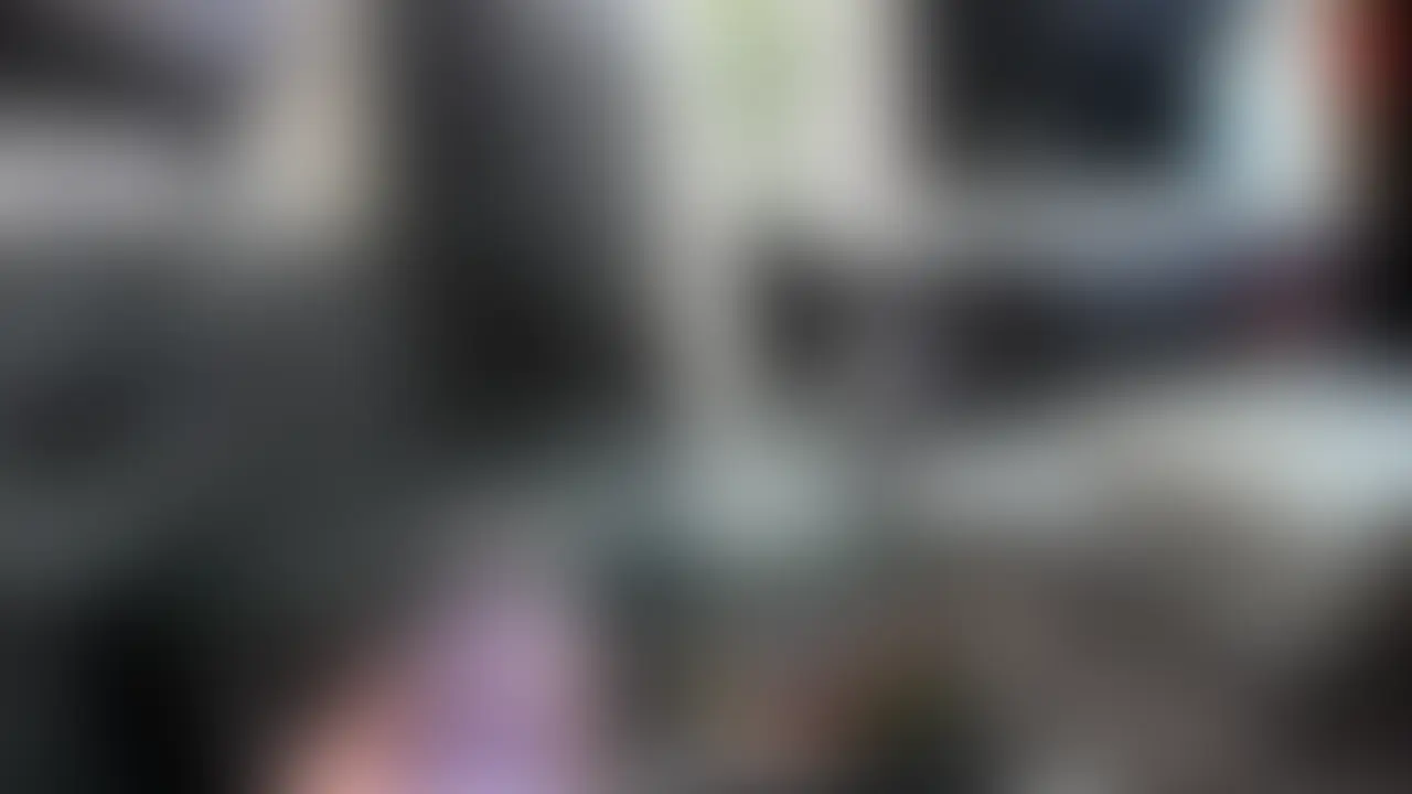 【13ゆうな3】超絶清楚美人のゆうな嬢と、屋外で絡んでみたいじゃないですか?少なくともわたしはそう思う😇屋外はサイコーなんです。光量的に!
ということで実際に実行してみましたというのが、今回のお話です🫶
ハコは、、、まあ、ご覧ください。ラブホでこれはぐうの音も出んやつやろ😇 私の選択肢の中での最高のハコです✌
ちな、皆様も気になるご休憩料金は、ルームタイプで言うI-typeで、平日3時間で18800円でした!(会員割引あったっけ??)
今日のゆうな嬢は、アダルト寄り💕 初めに撮ったときより大人びてませんか?赤いTバック下着を拝めただけでも、ワイは感無量です😂
ということで、今日のプレイの設定上は、人妻だっつー設定でヤリました✌(注:本体は20歳大学生です)
いやー、日光、マジでいいですよね!カメラ自体は暗くても映るんですけど、カメラが無理して普通っぽく映してるので、やっぱり無理が出て、髪の毛1本1本の解像度が下がるみたいな副作用が出るんだけど、日光下だと超絶神解像度です!! (2/2)