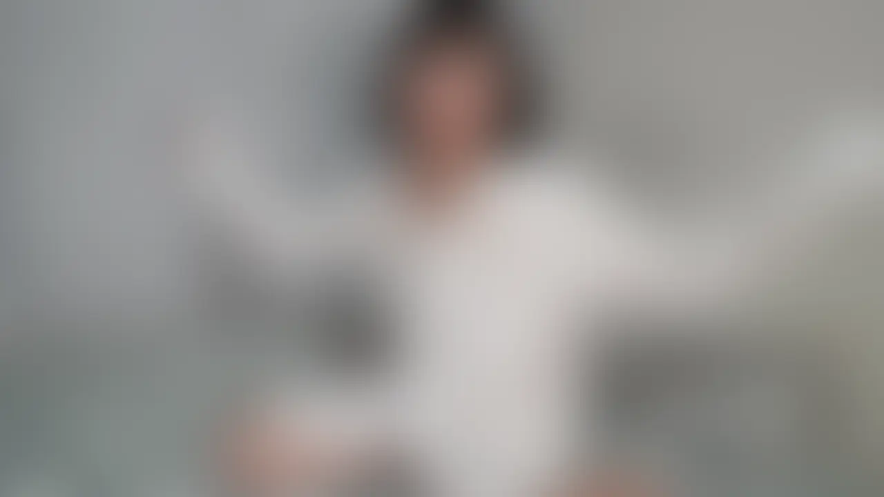 普段まったく着ないYシャツを着てもらってセックスしました。
アナル丸見えで最高の動画になってます
これはこれでかわいくて興奮しました (2/2)