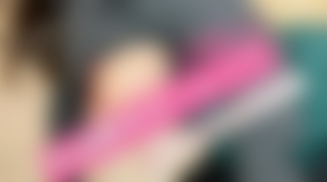 1週間チャレンジ(  •̀ •́ )୨⚑︎゛4日目！

るりこは気持ちよさを覚えてしまいました。。。

ブラに注目してね♥️


※ニットのシミシミはオイルです笑

○○○乳でたらどんな感じに映るのか興味あってやってみました笑 (2/2)