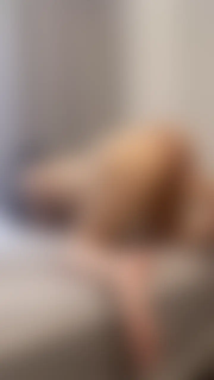 レースクイーンの人妻美女②

淫らに腰を振る人妻のえっちな姿をお楽しみください😊 (2/2)