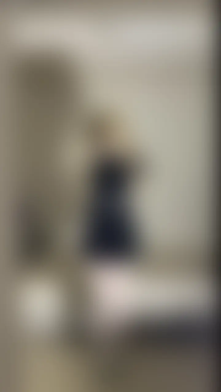 『金髪ツインテール男の娘が自分の着ている地雷服にぶっかけお射精🍼💕💛🖤』 sample 1