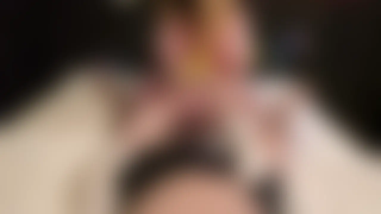 中出し!フラ〇ドール様とハメ撮りH
Creampie! POV sex with Fla〇dre
全裸土下座ハメが見れるのはコスティック+だけ(多分
東方projectのフランドールのコスプレの〇〇っ子とえちちハメ撮りしました。
手コキ、69フェラでたくさん出てしまいました、、、
復活したおちんぽで子宮をコツコツ♡するとめちゃくちゃ敏感で、すぐにイっちゃう雑魚マ〇コ♡♡
おまけに全裸土下座中出しハメ撮りもあります!
A lot came out from the handjob and 69 blowjob...
When I tapped her uterus with my revived cock ♡, her tiny p〇ssy was so sensitive that she came right away ♡♡
As a bonus, there's also a POV video of her kneeling naked and getting creampied! (2/2)