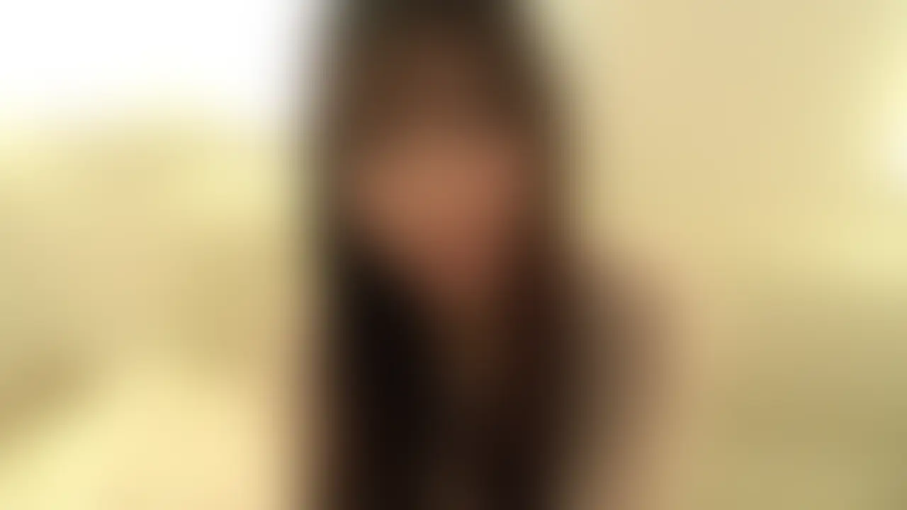 今回ハメ撮りしたのは22歳でテーマパークの受付をしている、ふぶきちゃん!
ゆるふわなオーラをまとったおっとり系お姉さんで仕草の一つ一つが上品で控えめ!
プレイ中も終始恥じらいを隠しきれない様子が本当にエロくて、おちんぽ様に敬意を払った丁寧なフェラw
そして正常位やバックで突かれるたびに照れた表情を見せるのがたまらん…!!
ラストは口元への発射までしっかり見せてくれます!終始初々しい恥じらいセックスが癖になること間違いなし!
おっとり受付嬢の貴重なピュアえっち、見逃し厳禁です!
#ハメ撮り #テーマパーク受付 #22歳 #おっとり #ゆるふわ #恥じらい #ピュア #バック #口元射精 #初々しい (2/2)