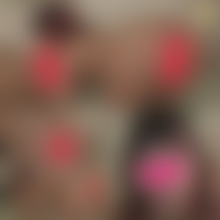 【フェラ尻＆喉奥ごっくん】イマドキJDのさとみちゃんに、お尻まみれの尻フェチでごっくんフェラをしてもらった件【尻フェチマニアックス】

俺たちの身近にいるエロそうでイケてる女を皆様に紹介する企画！
今回は、さとみちゃん（#8）です！！

お尻好きの人は、必見です、お尻アングルでお尻を強調するポーズでエッチな事をしている尻フェチにはたまらない動画です！

さとみちゃんの作品を見ている方は、ご存じだと思いますが、さとみちゃんは、以前にNTR好きの彼氏に言われてAkiTube Channelに出演したイマドキのJDです！！
まだ俺たちと関係が続いていて、大学の春休み中、暇そうだったので、お願いして出演してもらいました！

今回してもらったのは、お尻フェチプレー＆フェラ尻強調系のフェラチオを撮影させてもらいました！

フェラ尻強調系の即尺フェラからしてもらったのですが、前回の動画を見てもらえればわかりますが、さとみちゃんは、吸引力抜群のフェラをしてくれるので、我慢できずに射精してしまいそうになってしまい、攻守交替で、尻フェチプレーに移行！

ハリのある若い美尻をなでまわした後は、濡れたマ●コを指で気持ちよくした後は、電マで、お尻（マ●コ）をイカせた後は、チ●ポも落ち着いてきたので、お尻アングル強調のキス＆乳首舐めで、アイドリングを高めてもらい再度フェラチオへ！！

フェラ尻強調＆吸引力抜群のフェラチオで気持ちよさから暴発するのを我慢しながらじっくりと美尻と、ねっとり口マ●コフェラをしてもらってからさすがに我慢できずに口内射精！
ワインをたしなむように口の中で、精子を泳がせながら喉奥にごっくんと精飲！！

さとみちゃんのお尻まみれの尻フェチフェラ＆喉奥ごっくんに興味がある方は、是非ポチッとクリックお願いします！

※この商品は、当サイト利用規約、日本国内の法律及び条令に違反する内容は一切含まれておりません。
※この商品の無断転載、転売等の二次利用を一切禁止します。 (2/2)