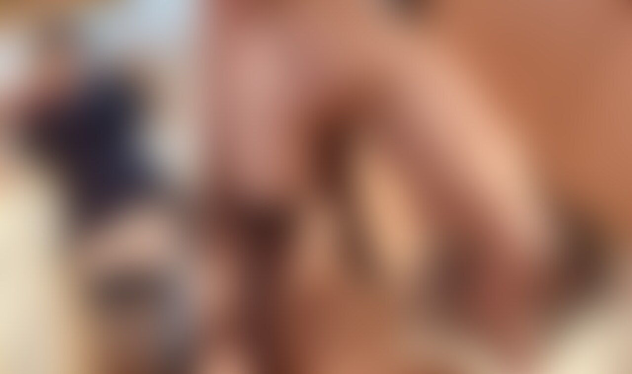 【長編】キレイ系美容部員Eさんと3回目の密会。
遊びでCAコス。案外似合っててお互い笑った(笑)
ストッキングのレースってなんかエロいよな。
「いいね」をたくさんもらえると投稿頻度を増やす励みになるのでぜひ♡を押してください!
============ (2/2)