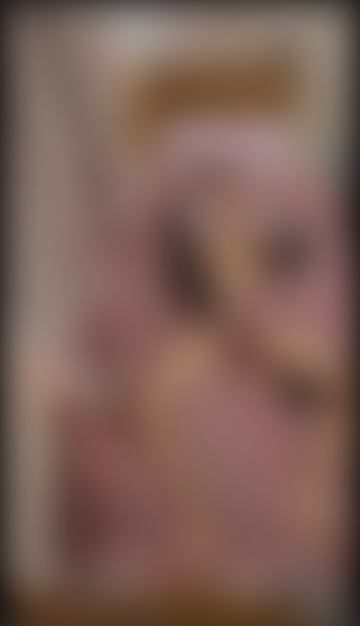 会社帰りで一日履いていたクサいパンティーのニオイを嗅ぎながらオナニーするOL (2/2)