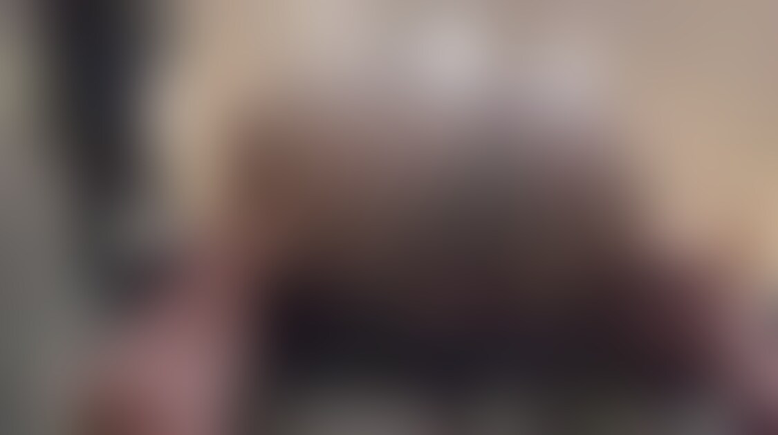 後向きで２穴指でいじいじしちゃった
 
 恥ずかしいけどお尻メインの動画です‥
 
 ↑のフル動画になります✨ (2/2)