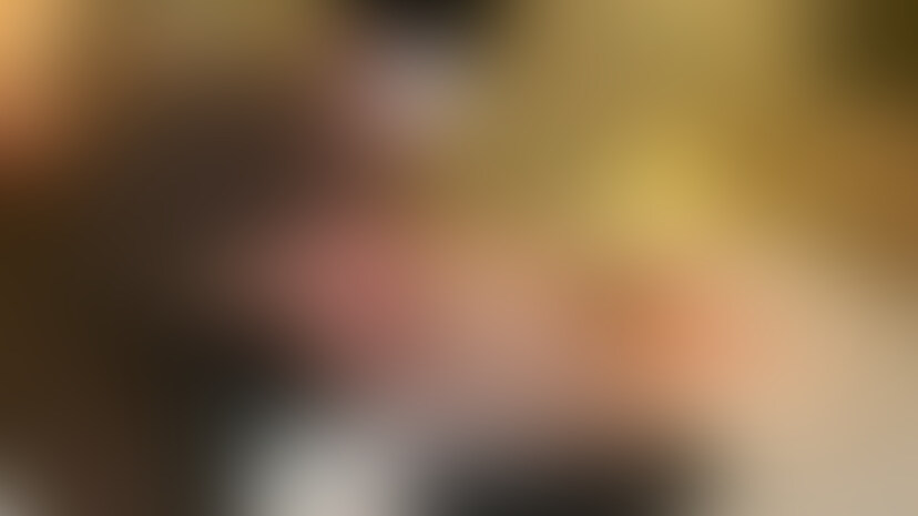 手マン、クンニ、○○○束、バイブのフルコースで大絶叫でイキまくっちゃいました😅
感じすぎてマン汁大量で、バイブ白くなっちゃいました💦 (2/2)