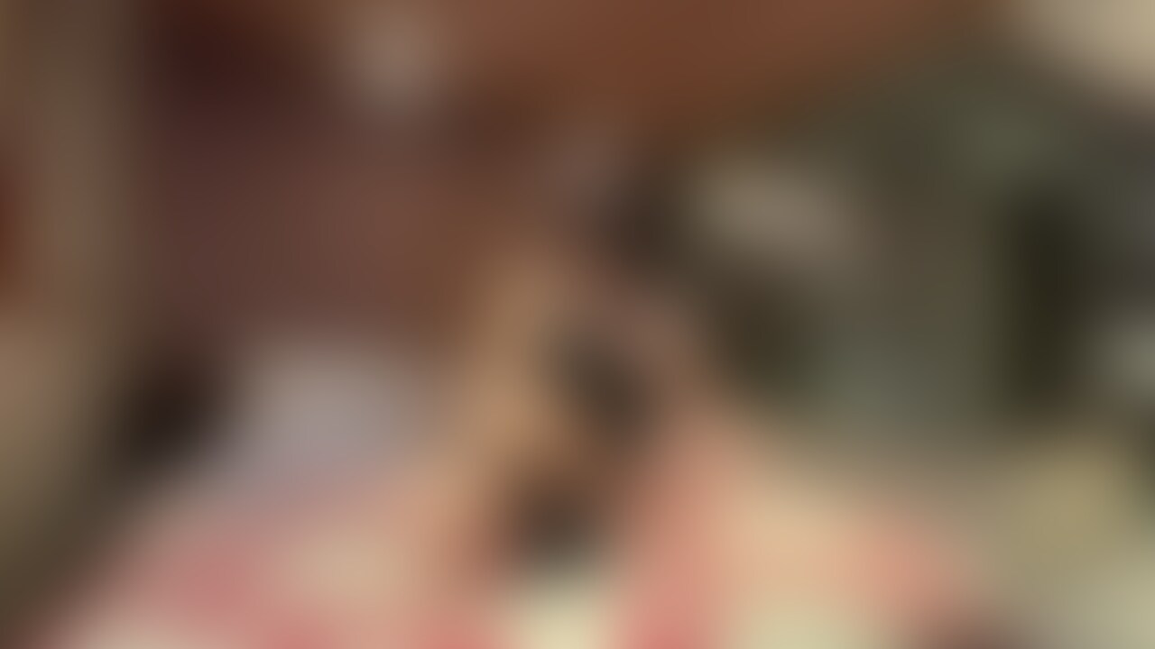 都内で活動する美女コスプレイヤーさん。
普段から超ドSで、マッチングアプリで舐め犬探したりしてたんだってw
今でも舐め犬を飼ってて、お家でずっと奉仕させたり人間椅子にしたり💕おしっこもそのまましちゃう超ドSさん。苦しんでるところが好きらしい😘
顔面と乳首ぺろぺろして唾液まみれの顔に顔面騎乗🩷 お顔たっぷり汚していじめてくれるよ❣️
24分もある長編でかなりやばい動画だからお見逃しなく🥰 (2/2)