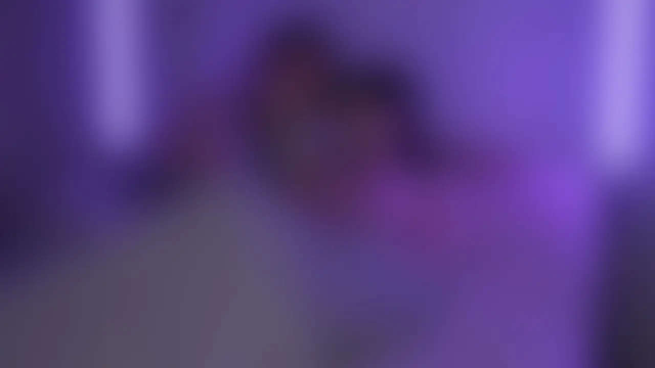 今回も普段のセックス撮ったんですけどアングルとか難しいですね〜どうしたら良いアングルで撮れるかな笑
奥が大好きなので、奥突いてくれるチンポに手伝ってもらいました笑
ライトもなんか微妙、、、もっと勉強します
でも撮影って楽しいね
文章考えるのも難しいな、買ってもらえると嬉しいです🫶笑 (2/2)