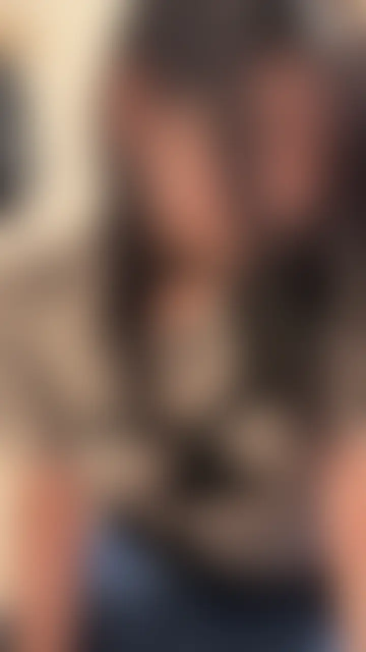 新しい首輪、嬉しいな🐾
散歩に行く前にちゃんとハーネスもつけて、色々チェックしてもらったよ
服はいらないかな?
#みー
#みーちゃん
#野良猫 (2/2)