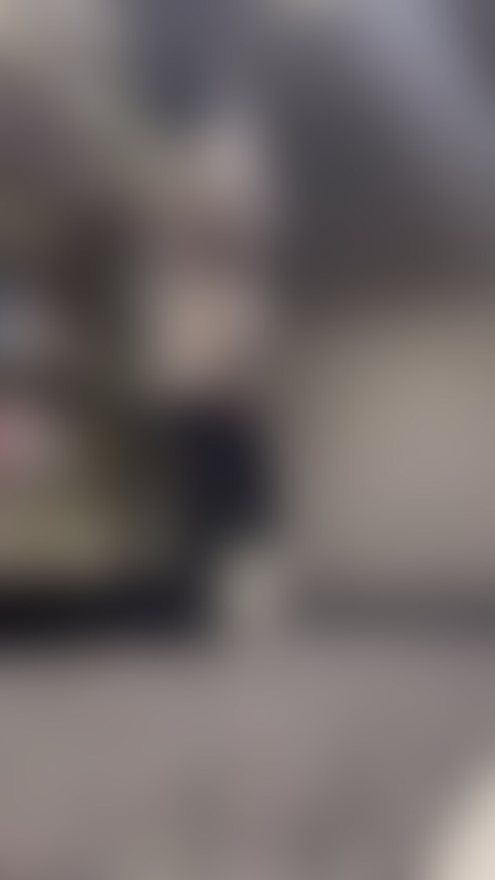 ネカフェで痴◯プレイしてたら、、、
本棚なのにおしりが出るくらいワンピめくられたりして最後精液手にぶっかけられて興奮しちゃった🥺
みたら♡押してくれるとうれしい💗 (2/2)