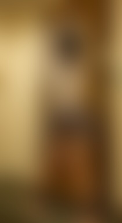 ○○○束電マ放置♡
パンツの中で電マが暴れまくるのに必死で耐える女の子。
だけど我慢できずに何回もイッてしまう...。
特に最後のイキ方はやばい...!! (2/2)
