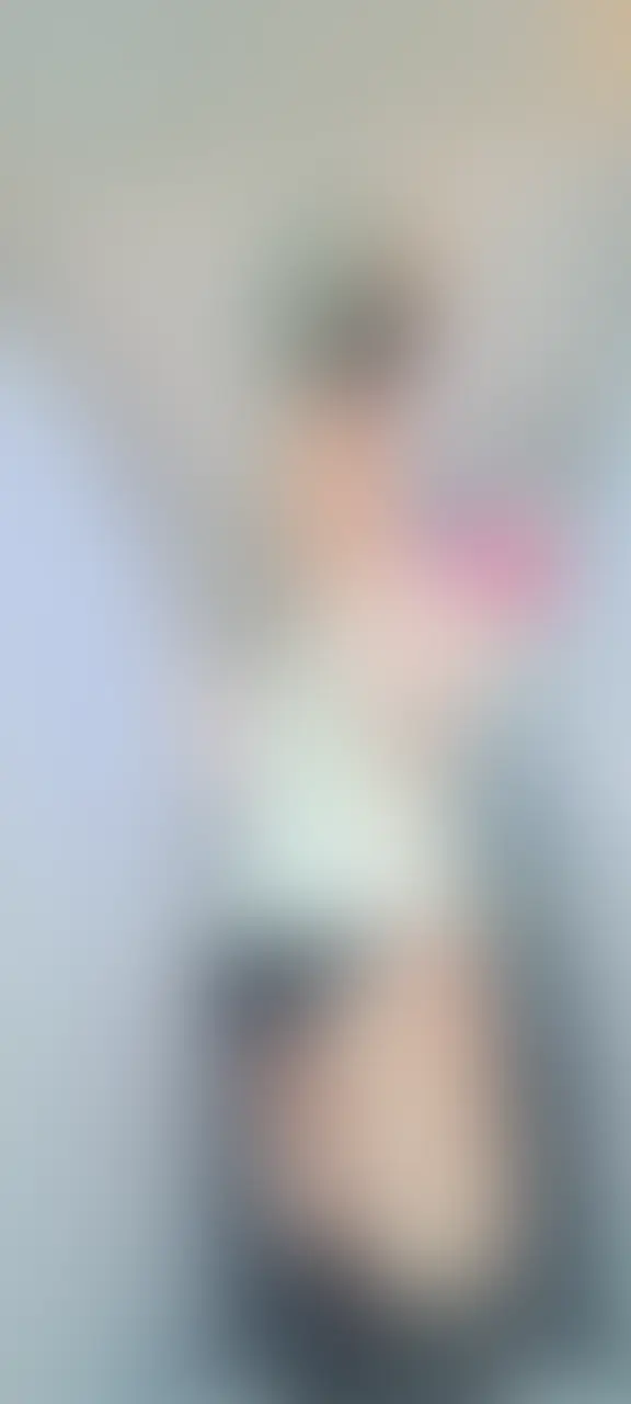 ミニスカ脱いだよ🩷もっこりが恥ずかしい。。。 sample 1
