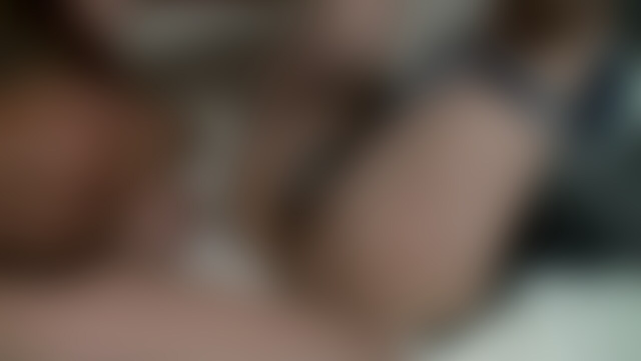 期間限定当時物お毛有り!真夏のセッ合宿潮吹き練習最後は剛毛ま〇こにドロドロ精子ぶっかけました!
At that time thing midsummer sex camp squirt practice sloppy sperm on her body (2/2)