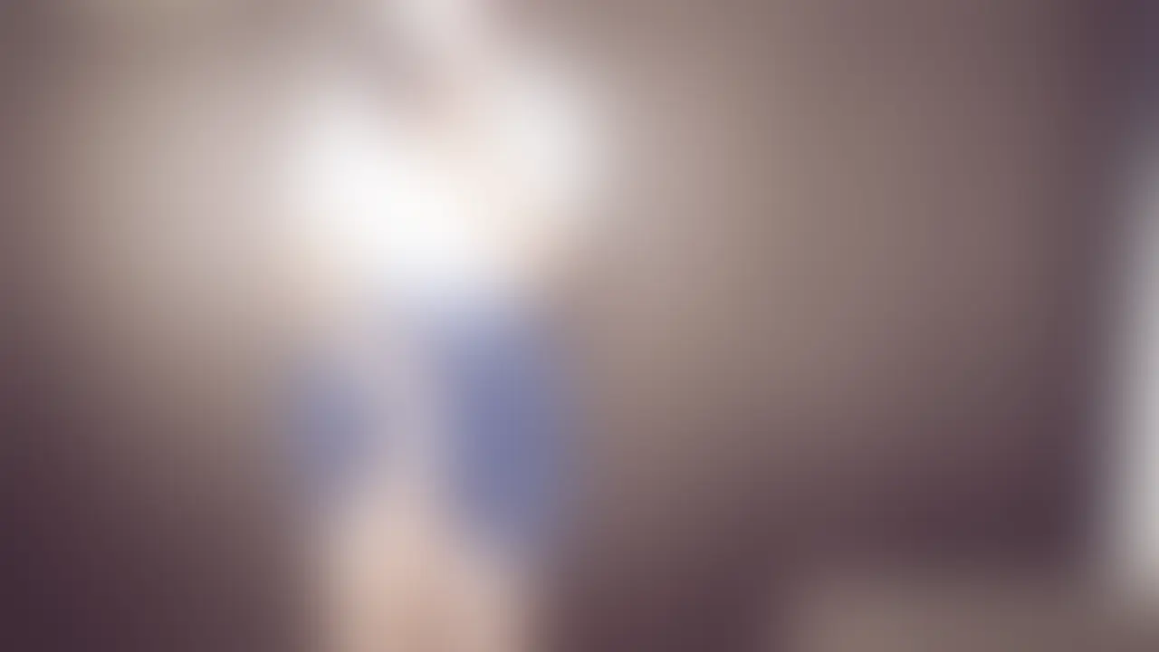 [sachi 妄想#003] 立ち止まったまま、気づかない無防備


sachi、25歳。
介護職として働く人妻。

動かず、ただそこに立っているだけの時間。
視線も意識も別のところに向いているその瞬間、
自分では気づいていない角度が生まれてしまう。

旦那に内緒で続けているこの撮影は、
彼女にとって、日常から少しだけ離れるための時間。

これは、
sachi が自分のために過ごす、静かなひとときの記録です。 (2/2)