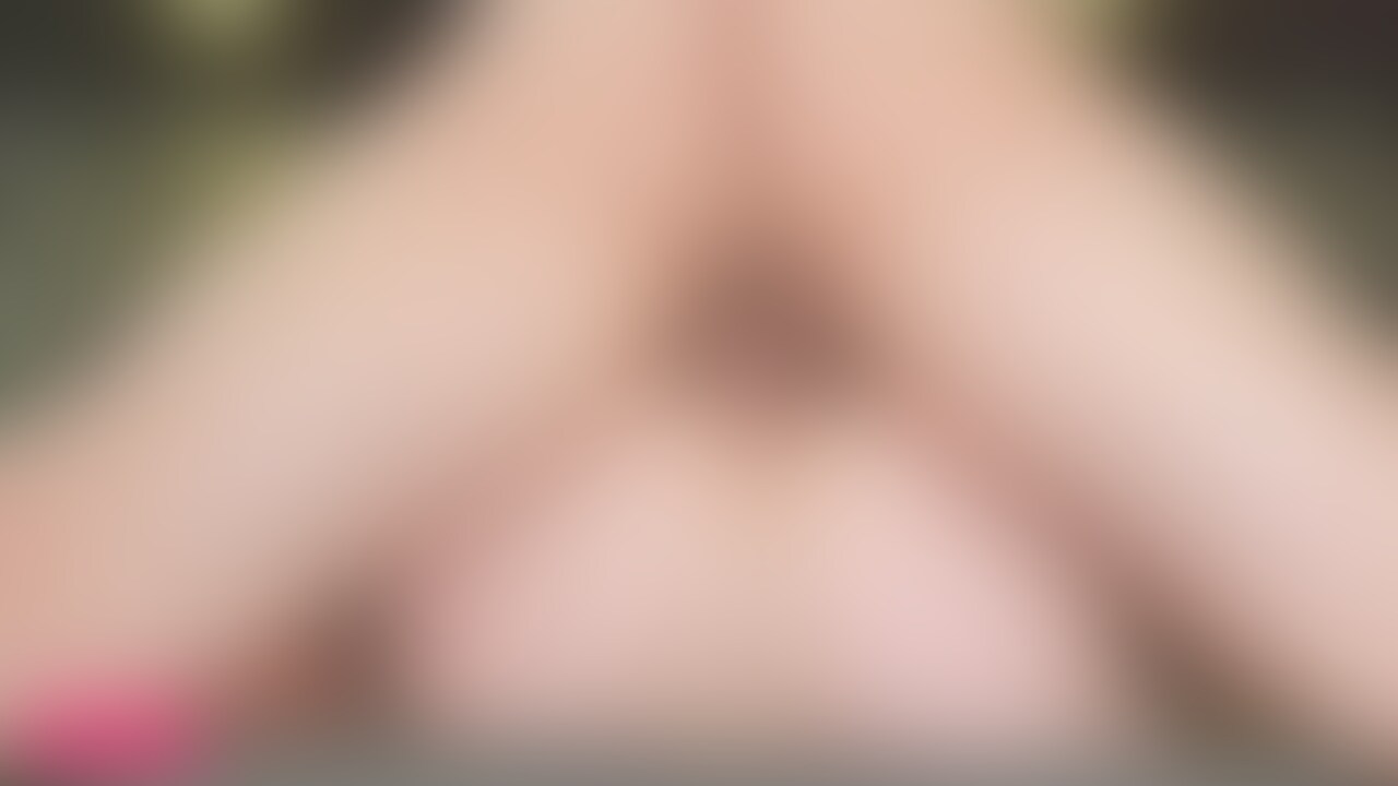 【焦らしからの挿入】
『食べたい??』
『イクイクゥゥウウウ…』
真っ赤に充血したトロマンに
血管がはち切れそうなほど
パンパンに膨れ上がった
肉棒を強目に擦りあてて
徹底的に焦らしてから
丸呑みさせると
頭おかしなるよ。 (2/2)