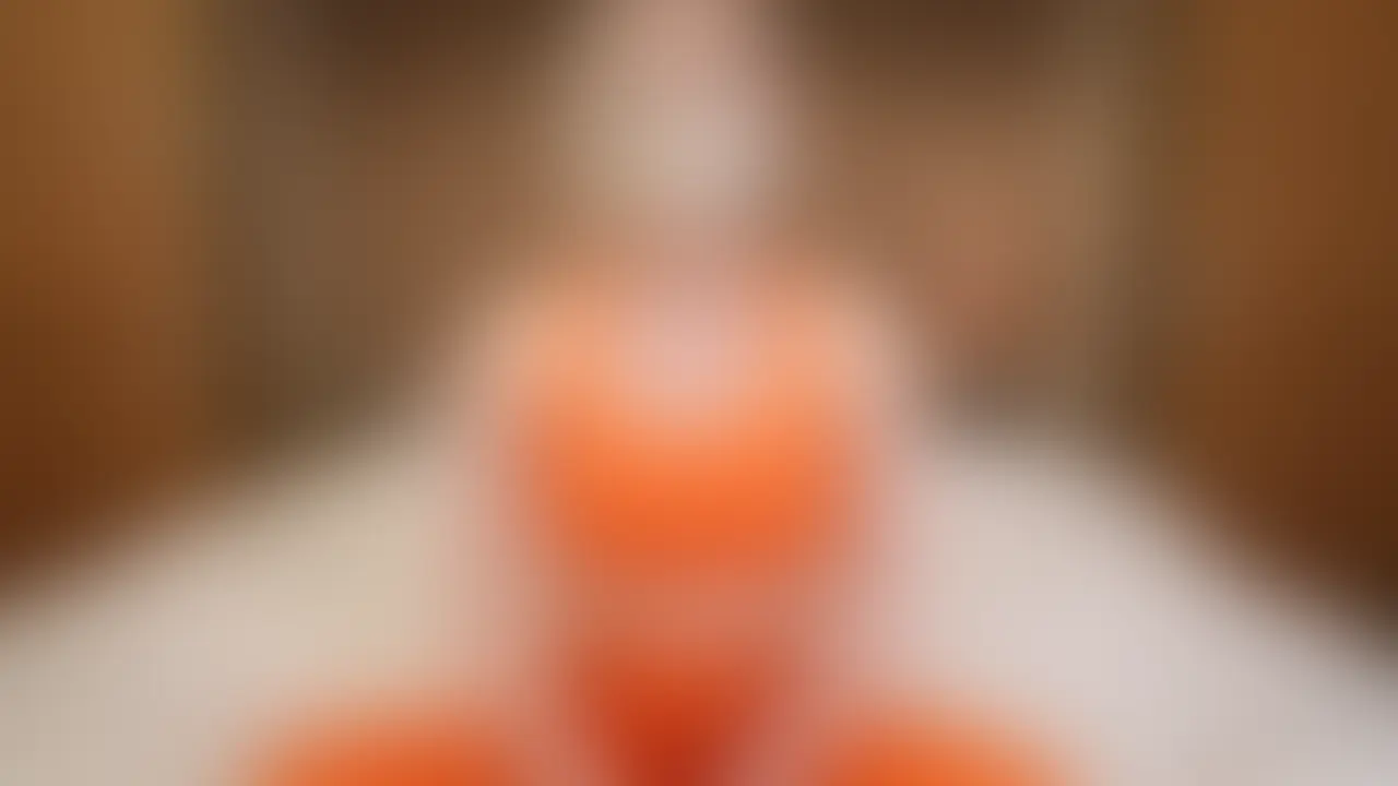 「いいね❤️」と「保存🌟」を押してから見てね🧘♀️🧡
スタンダードプラン限定動画だけど、サンプルから気持ちよくなる瞬間を入れ込んじゃった🥰
ヨガで身体をしっかりほぐしてたら、
下半身もしっとりほぐしたくなって
どんどん過激になっちゃった💕 (2/2)