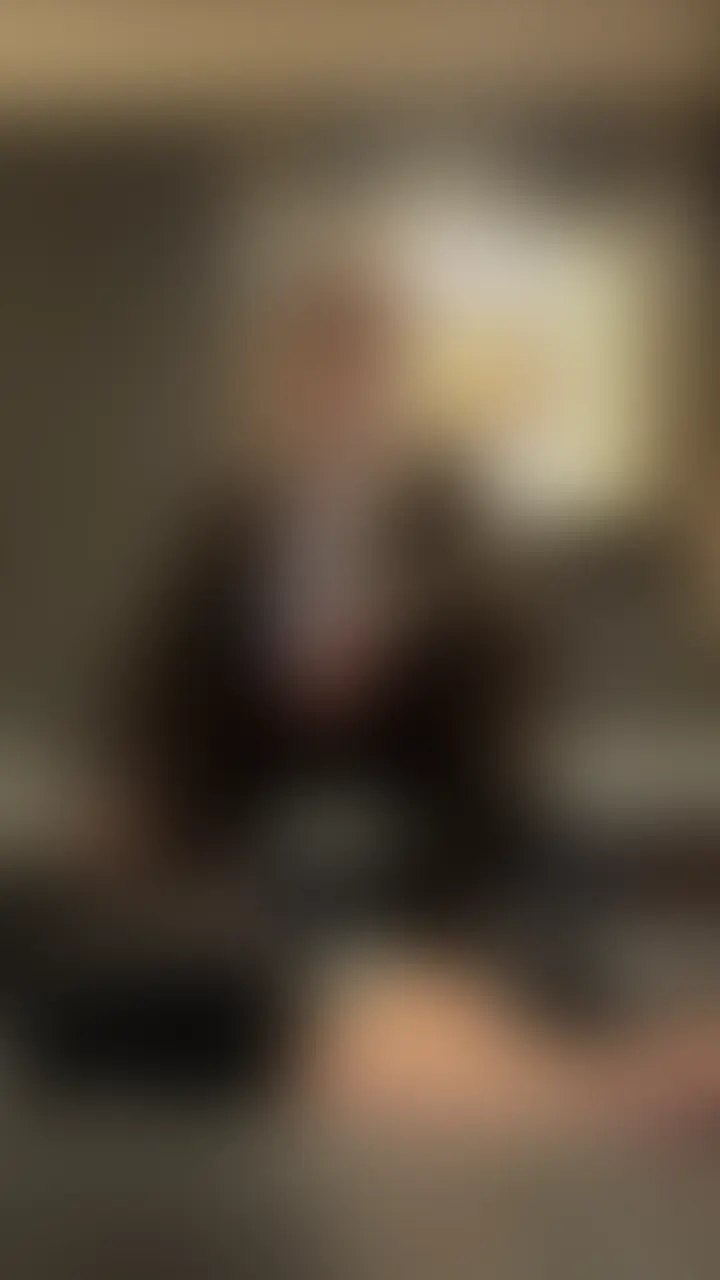 歳下の超絶イケメンスーツリーマンくん（178.70.20代前半、足27.5㎝）👔🧦① sample 1