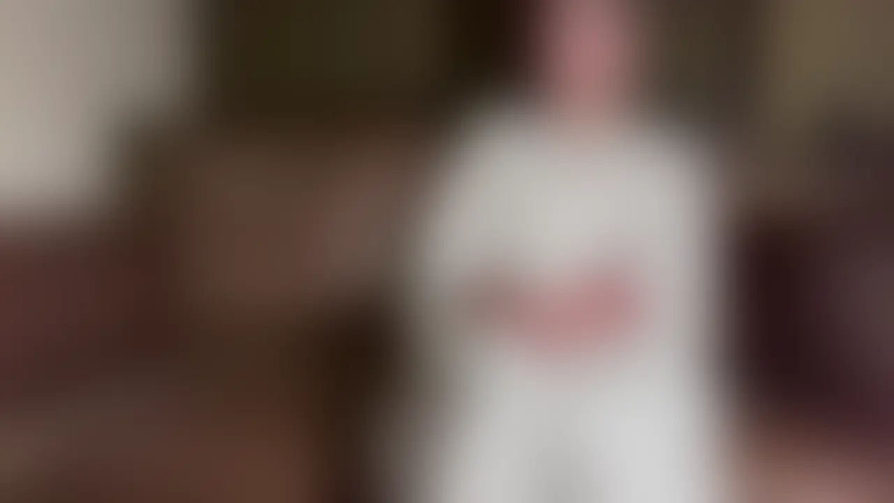 Mペット志望の白肌美人さん。今日は好きにしてもらってかまいませんwとの事なので中イキ耐久して遊んだり膣奥をゴリゴリ突いて終わったと見せかけて不意にガン突きされて痙攣してるの見て楽しんだり、思う存分オナホ使いさせてもらいました。 (2/2)