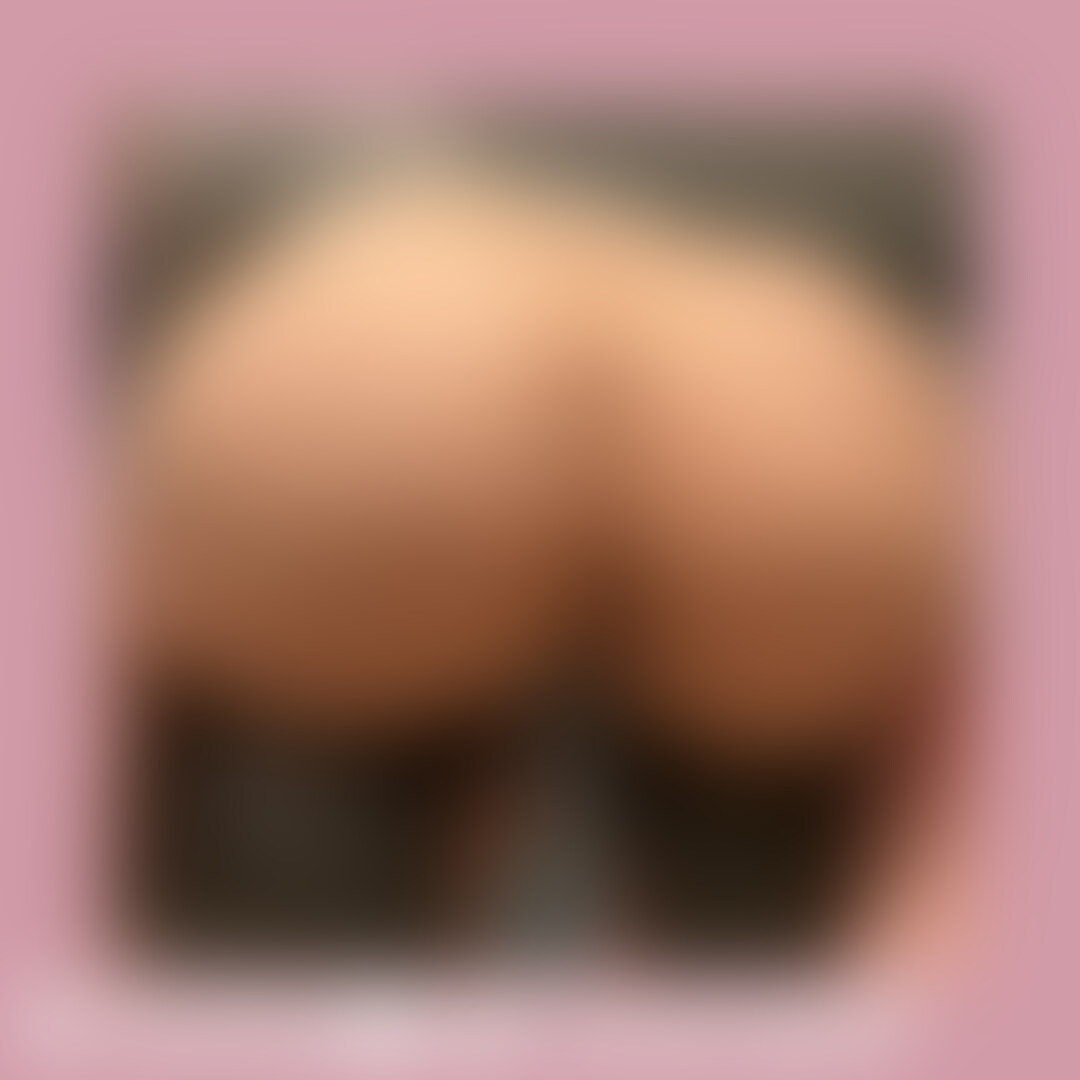 ※サンプルのみモザイク濃いめです!
最近おなにーするとき、玩具出し入れするところ
見ながらおなにーするのにはまってます💓
膣のお肉がディルドに吸い付いてるのがえっちで
ゆっくり出し入れしてみたり、、、
ディルドの動きに合わせておちんちんしごいて、
一緒におなにーしてる気分になってくれたらいいなあなんて…🐰🤍
えっちだと思ってくれたら
いいねで教えてください💓 (2/2)
