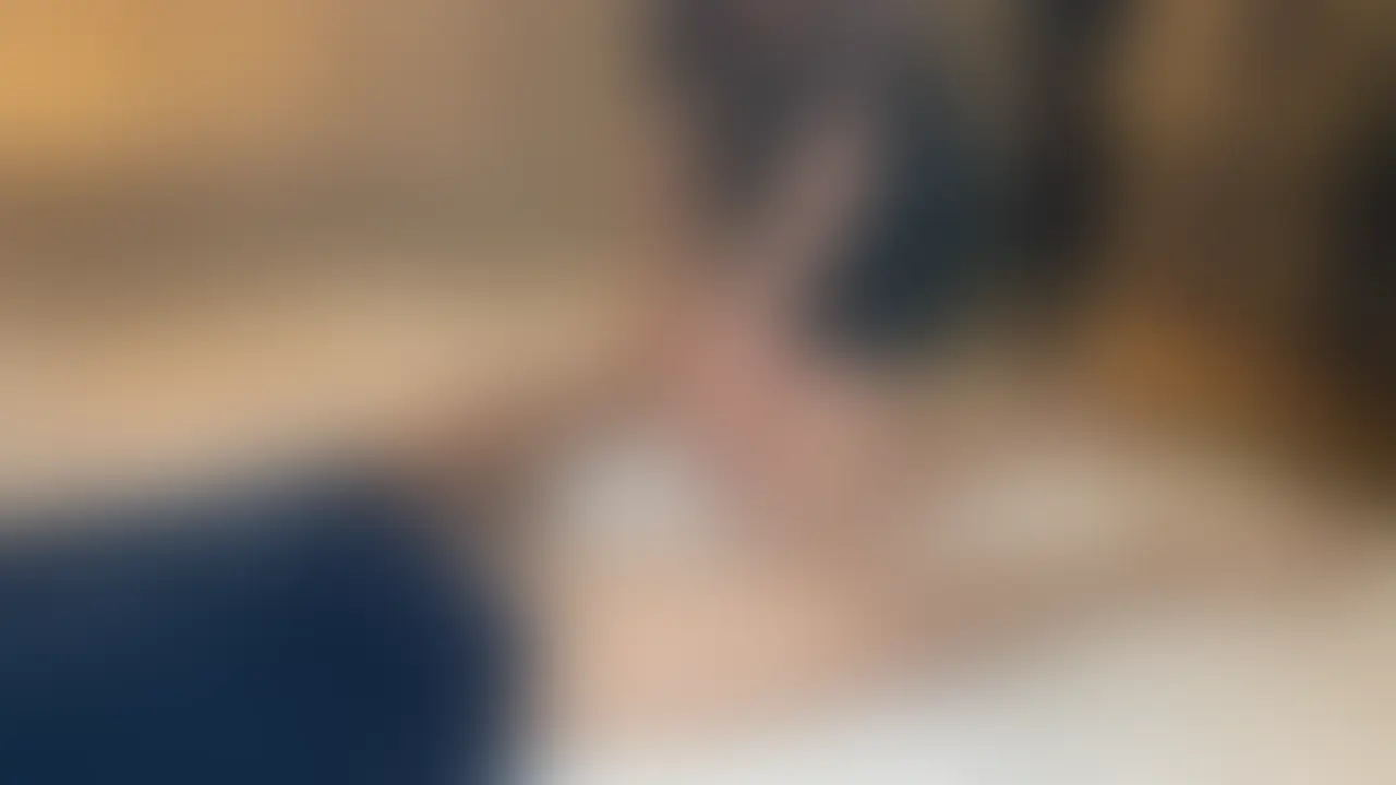 この日は生理中のいもうとをラブホに呼び出して、
いっぱい気持ち良い事してもらいました🤤
いもうとちゃん唾液垂らしたり、
痴女の才能あるかも🥺
興奮やばかった… (2/2)