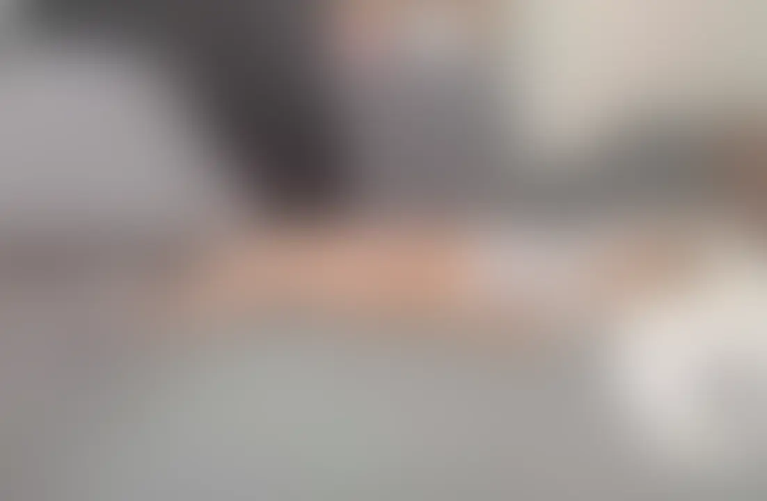 沢山激しく突かれて、何度もイカされた動画です☺️
最後は意識薄れてました❤️ (2/2)