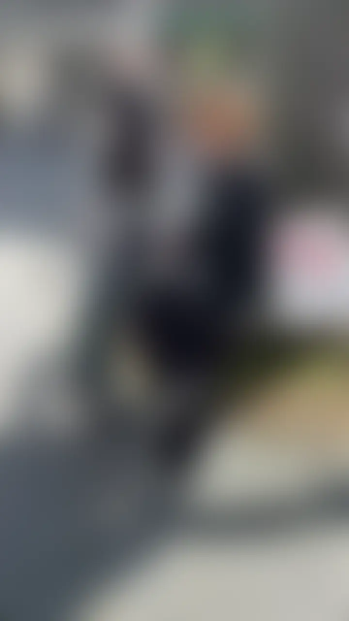※本編顔出し No.19 あのちゃん激似、生中出し。
スレンダーな体型で、顔があのちゃん激似の女の子が
中出しされちゃってる動画を買取成功!!
買い取った動画の内容がエロすぎる・・・
見つめながら喉奥までずっぽりちんぽ咥える顔だけで
10回はヌいちゃいました、
ちんぽが挿入ってからは、
悶え叫ぶように何度もイキまくり、最後は中出し。
がち素人同士の愛し合うカップルのセックスは
やっぱりエロいなあ。。
春の訪れを感じました。 (2/2)