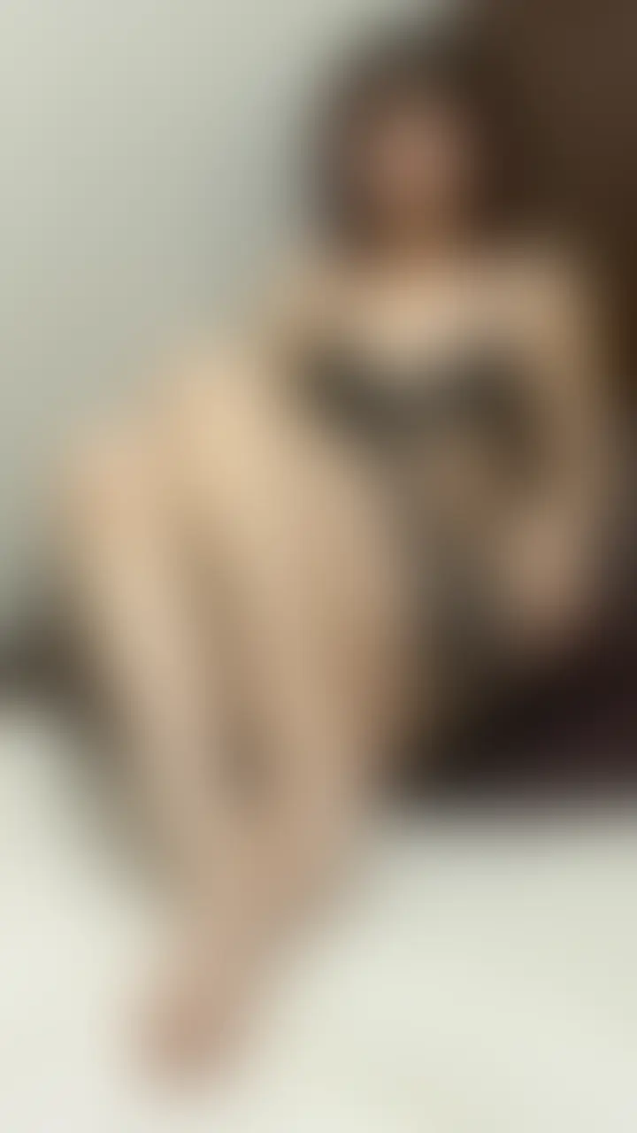 このページにきてくれたあなたへ。
ちゃんと私の姿を見てなさい。
あなたがどう思おうと関係ない。
今回は、私がやるって決めたからやってる。
ちゃんとズボンをおろして、私の姿を目に焼き付けておきなさい。 (2/2)